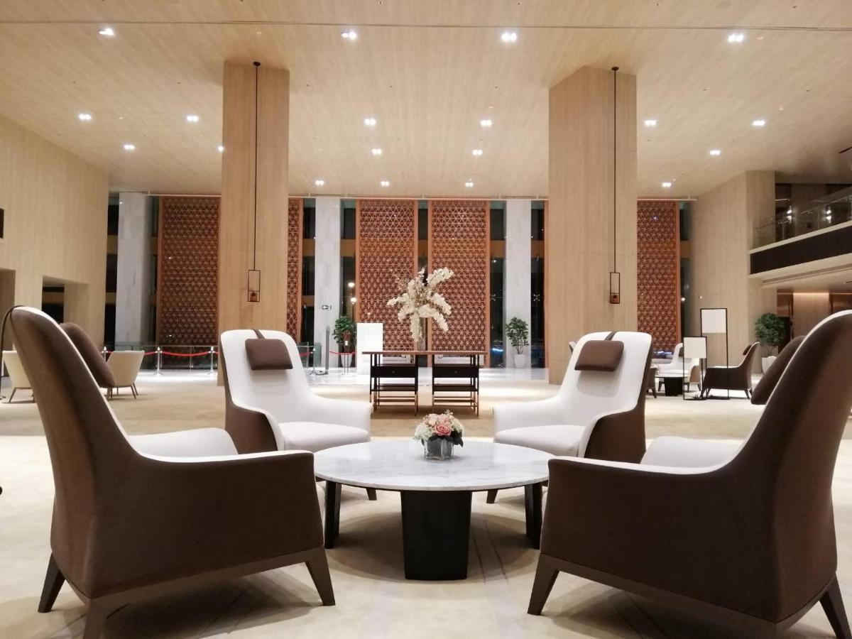 Grand Richmond Stylish Convention Hotel Nonthaburi Buitenkant foto