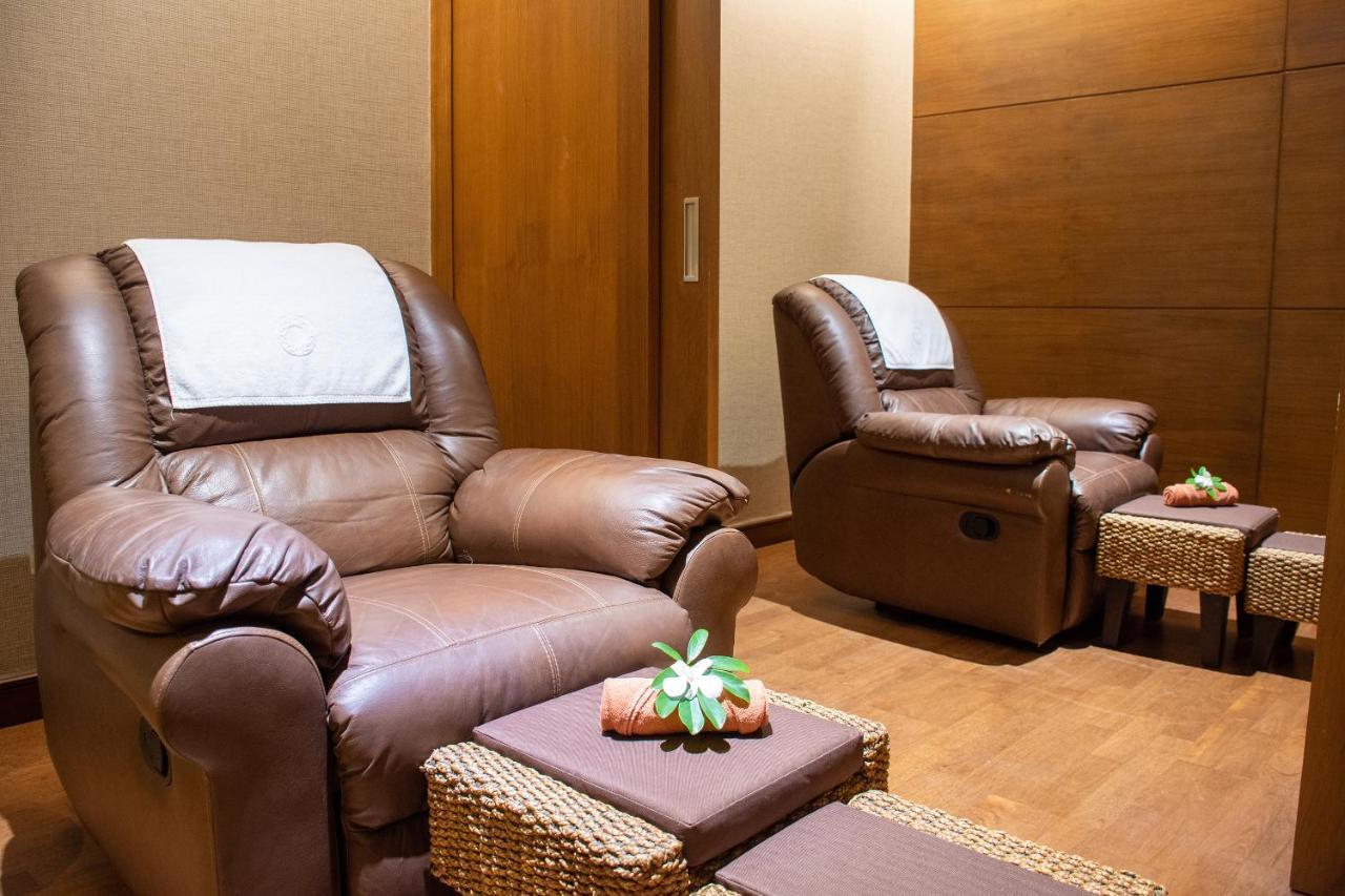 Grand Richmond Stylish Convention Hotel Nonthaburi Buitenkant foto