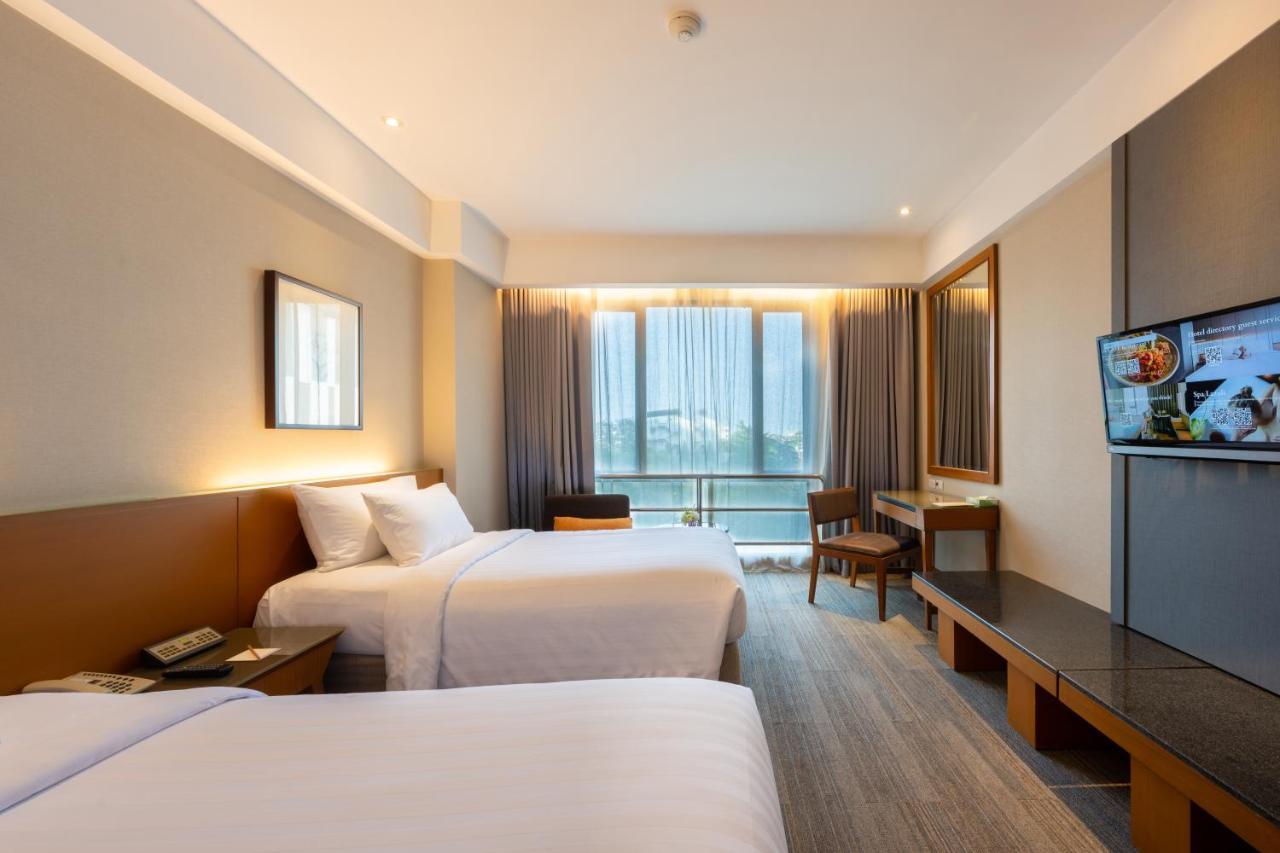 Grand Richmond Stylish Convention Hotel Nonthaburi Buitenkant foto